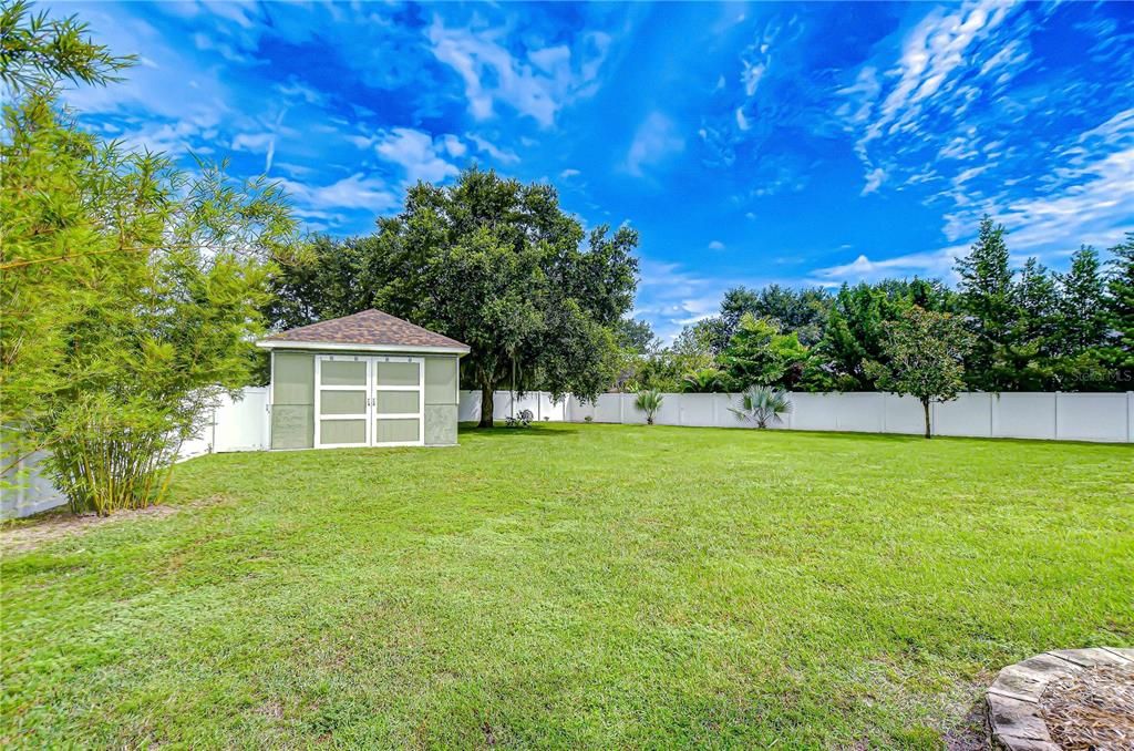 Под контрактом: $625,000 (4 спален, 2 ванн, 2217 Квадратных фут)