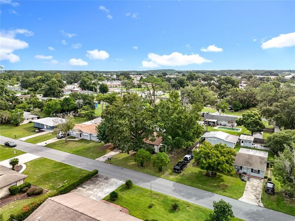 合同活跃: $215,000 (3 贝兹, 2 浴室, 1200 平方英尺)