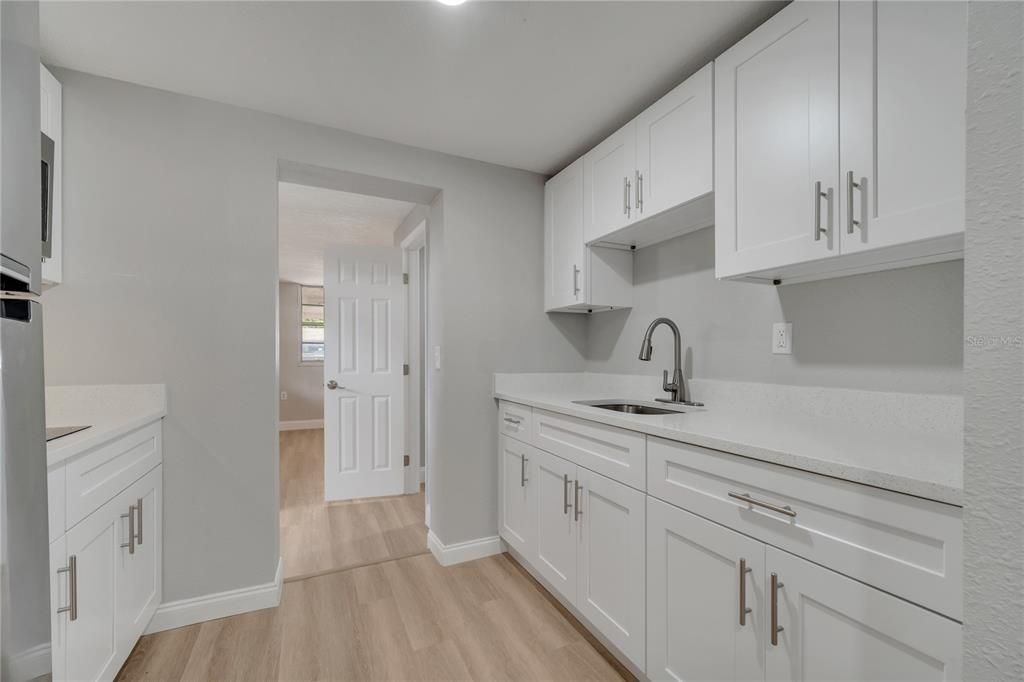 В аренду: $4,000 (4 спален, 3 ванн, 1686 Квадратных фут)