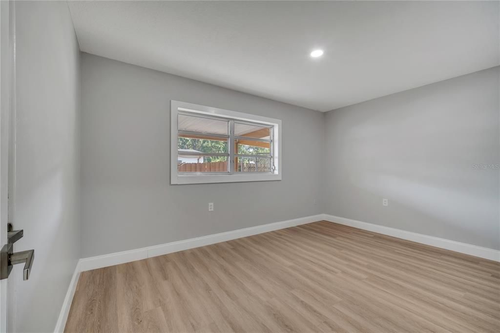 В аренду: $4,000 (4 спален, 3 ванн, 1686 Квадратных фут)