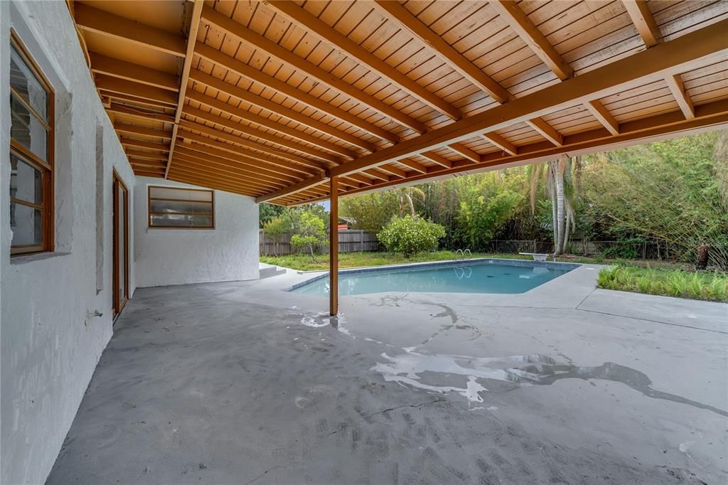 В аренду: $4,000 (4 спален, 3 ванн, 1686 Квадратных фут)