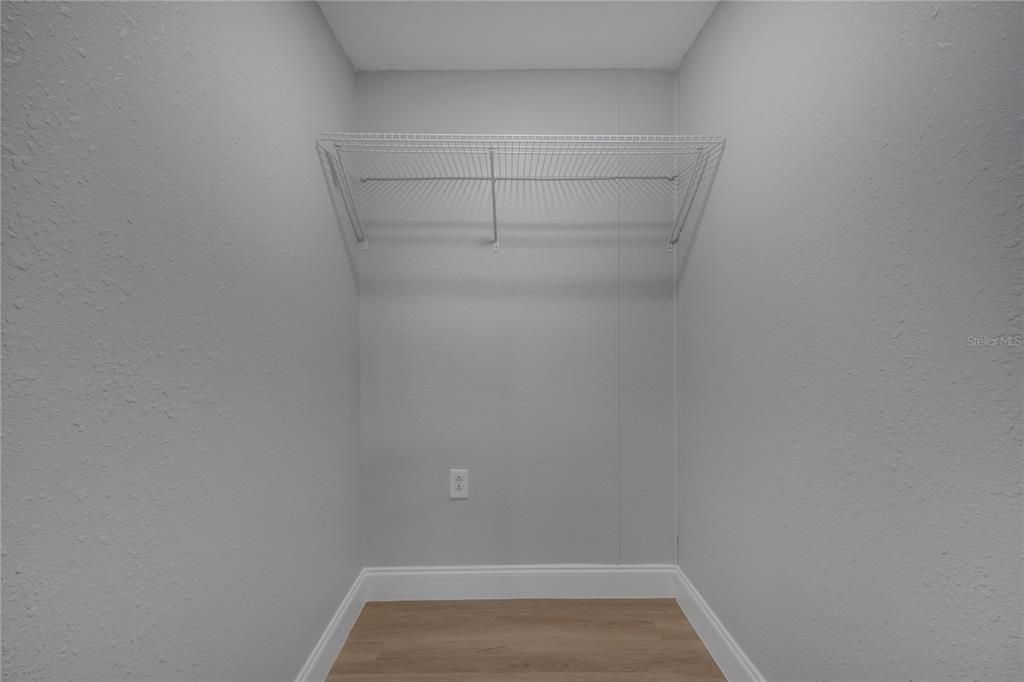 В аренду: $4,000 (4 спален, 3 ванн, 1686 Квадратных фут)