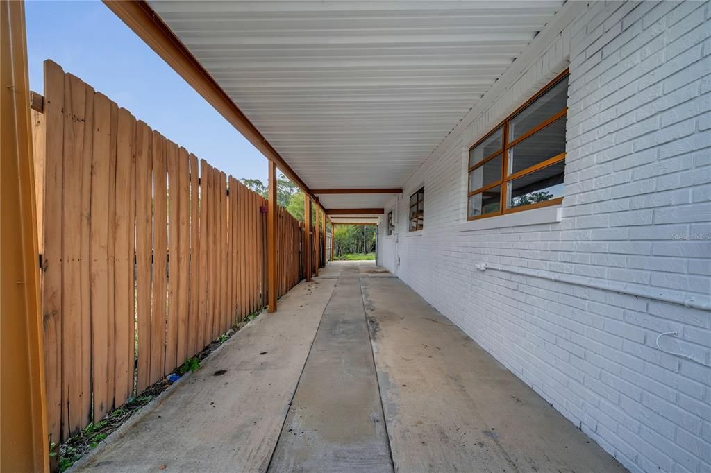 В аренду: $4,000 (4 спален, 3 ванн, 1686 Квадратных фут)