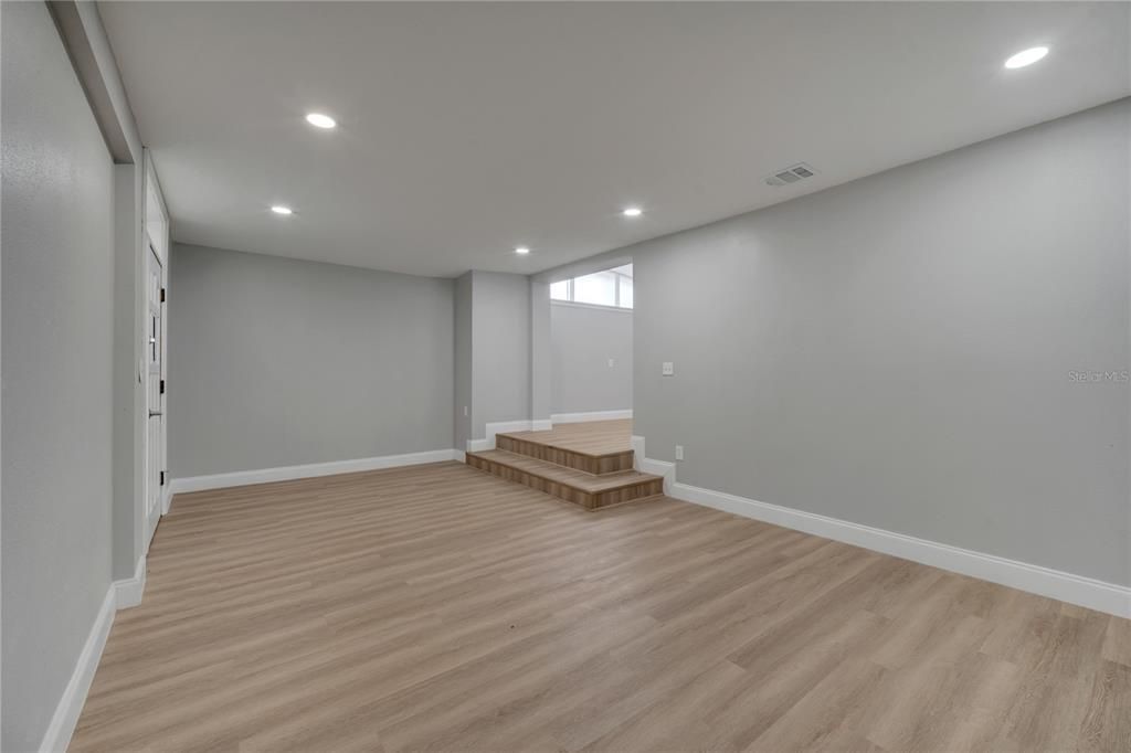 В аренду: $4,000 (4 спален, 3 ванн, 1686 Квадратных фут)