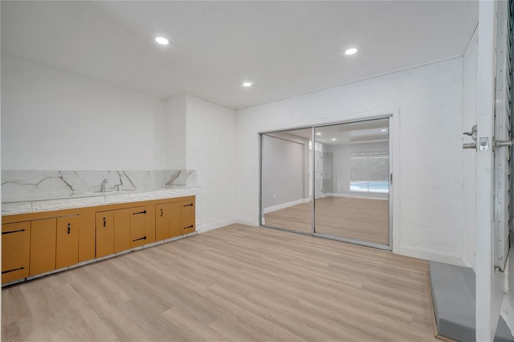 В аренду: $4,000 (4 спален, 3 ванн, 1686 Квадратных фут)