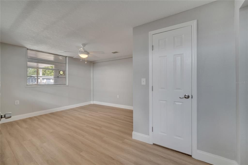 В аренду: $4,000 (4 спален, 3 ванн, 1686 Квадратных фут)