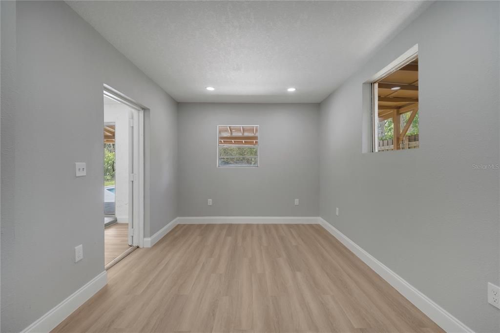 В аренду: $4,000 (4 спален, 3 ванн, 1686 Квадратных фут)