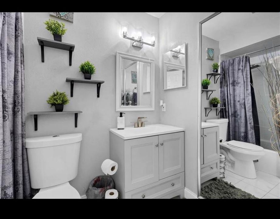 For Sale: $355,000 (3 beds, 1 baths, 1186 Square Feet)