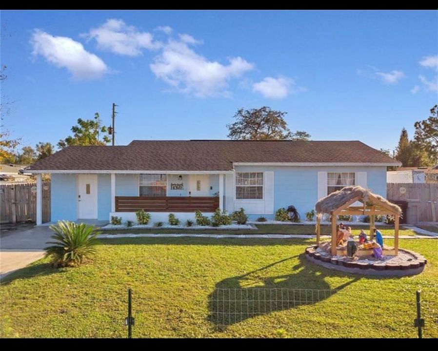 For Sale: $355,000 (3 beds, 1 baths, 1186 Square Feet)