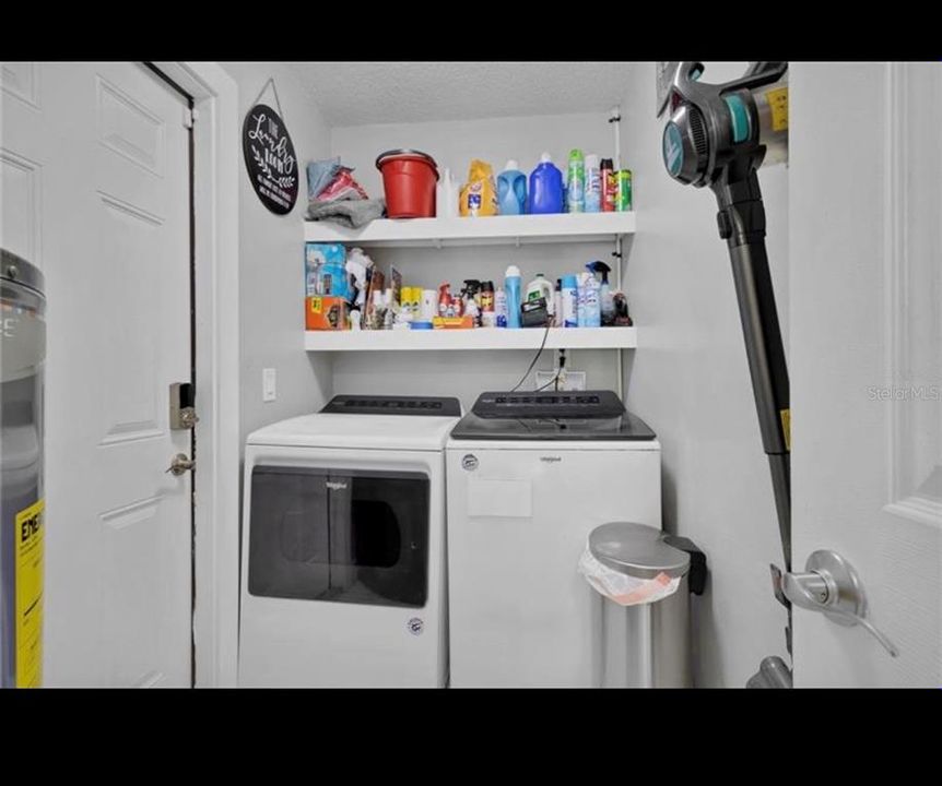 For Sale: $355,000 (3 beds, 1 baths, 1186 Square Feet)