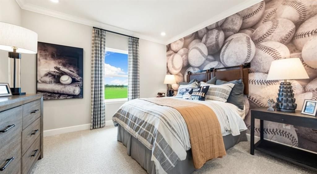 For Sale: $999,000 (5 beds, 4 baths, 3835 Square Feet)