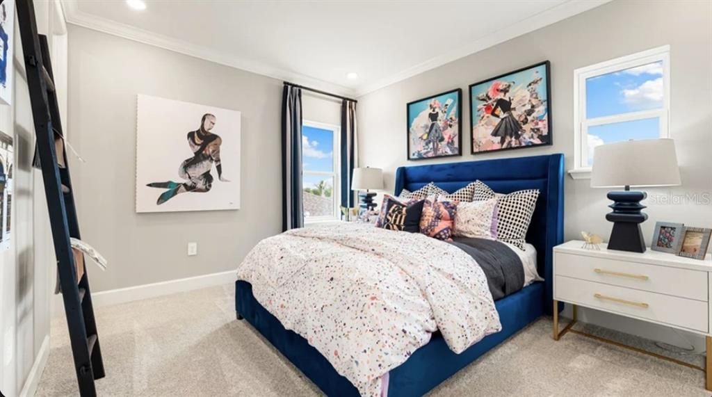 For Sale: $999,000 (5 beds, 4 baths, 3835 Square Feet)