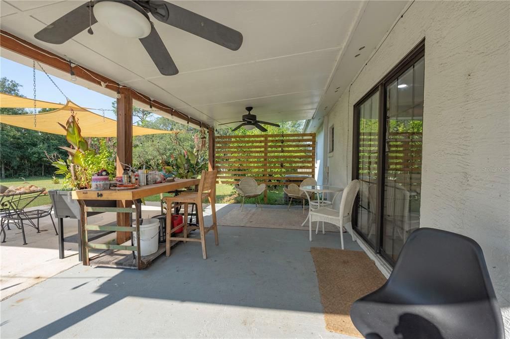 For Sale: $254,900 (3 beds, 1 baths, 1008 Square Feet)