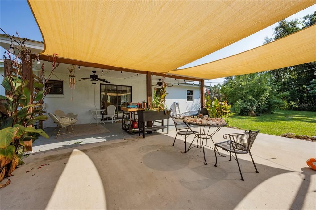 For Sale: $254,900 (3 beds, 1 baths, 1008 Square Feet)