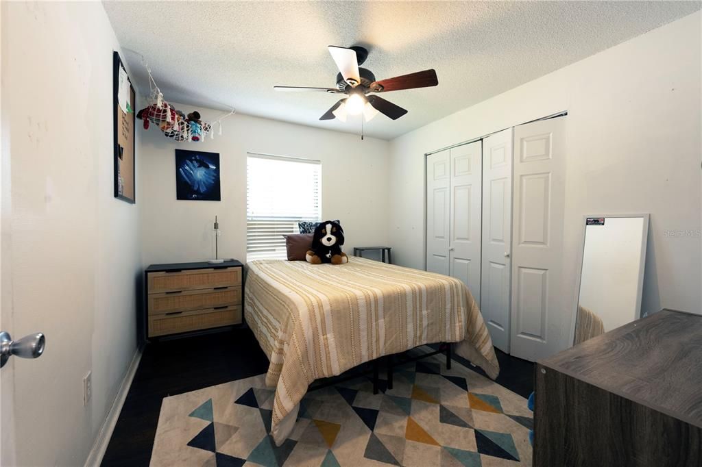 For Sale: $254,900 (3 beds, 1 baths, 1008 Square Feet)