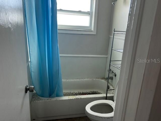 For Sale: $350,000 (2 beds, 1 baths, 1250 Square Feet)