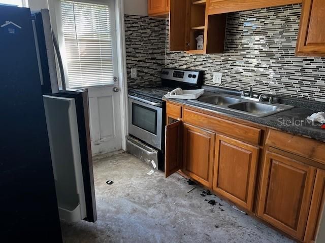 For Sale: $350,000 (2 beds, 1 baths, 1250 Square Feet)