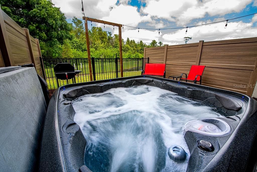 На продажу: $368,000 (3 спален, 2 ванн, 1591 Квадратных фут)