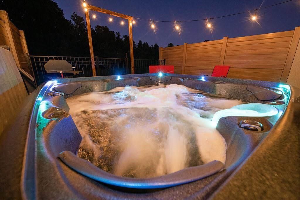 На продажу: $368,000 (3 спален, 2 ванн, 1591 Квадратных фут)