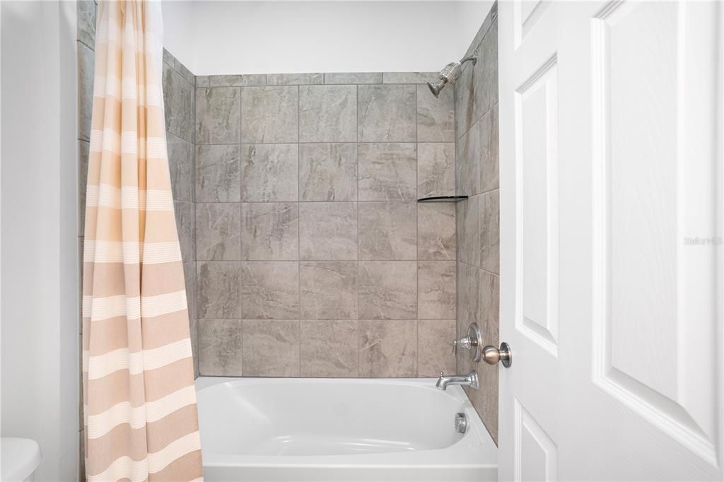 Active With Contract: $499,990 (4 beds, 3 baths, 2449 Square Feet)