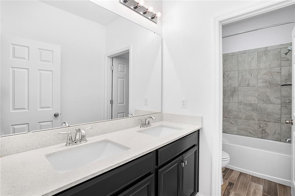 Active With Contract: $499,990 (4 beds, 3 baths, 2449 Square Feet)