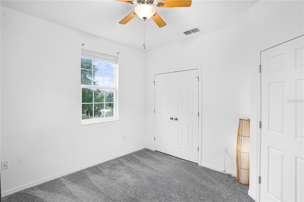 Active With Contract: $499,990 (4 beds, 3 baths, 2449 Square Feet)