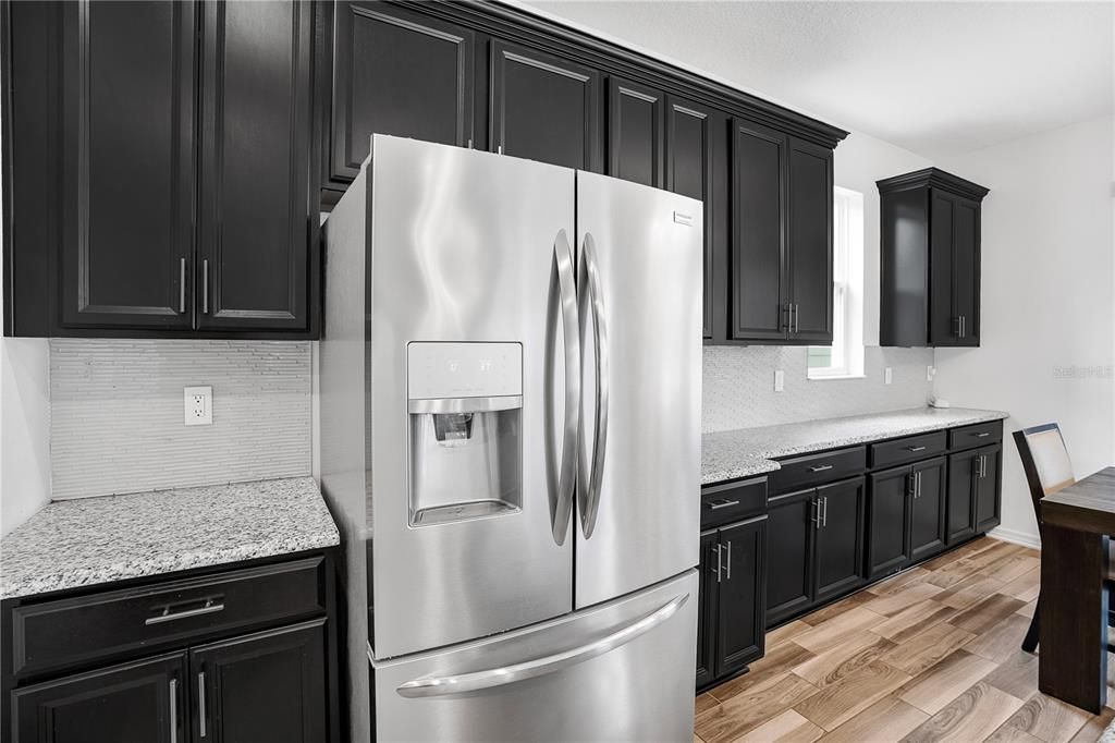 Active With Contract: $499,990 (4 beds, 3 baths, 2449 Square Feet)