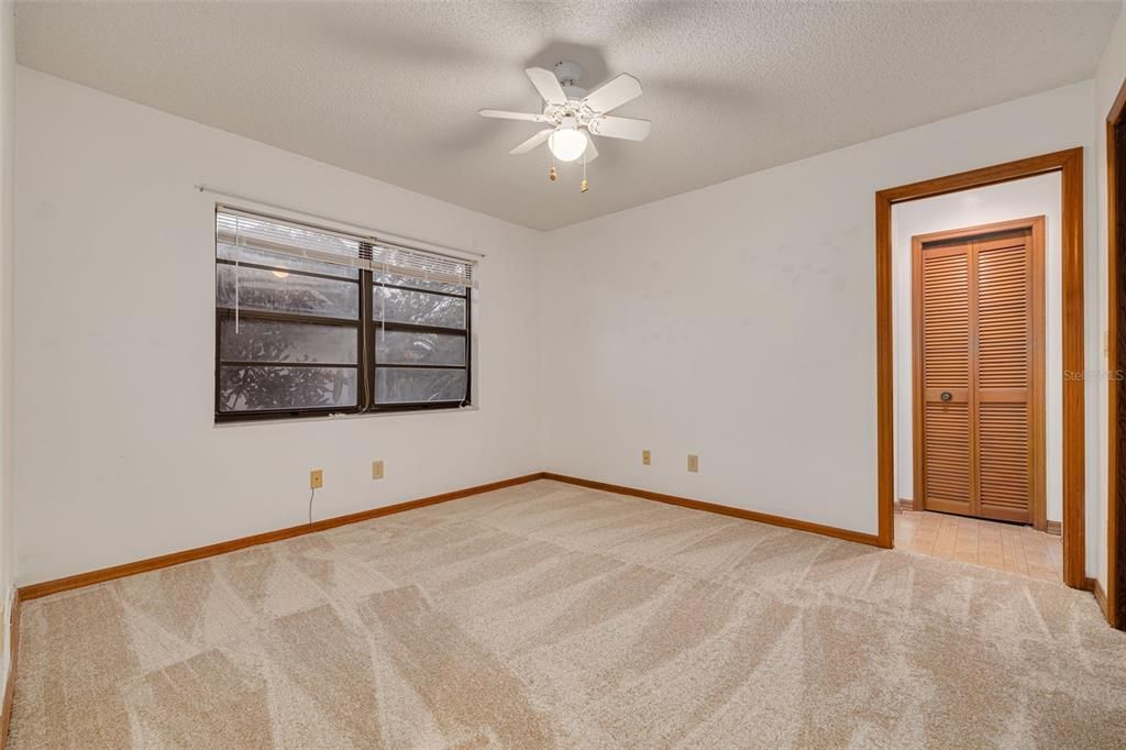 For Sale: $650,000 (3 beds, 3 baths, 2136 Square Feet)