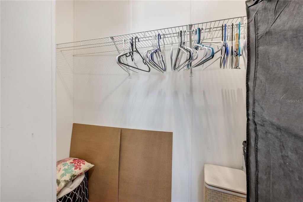 На продажу: $178,900 (3 спален, 2 ванн, 1293 Квадратных фут)