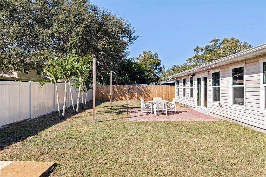 Active With Contract: $409,000 (4 beds, 2 baths, 1752 Square Feet)