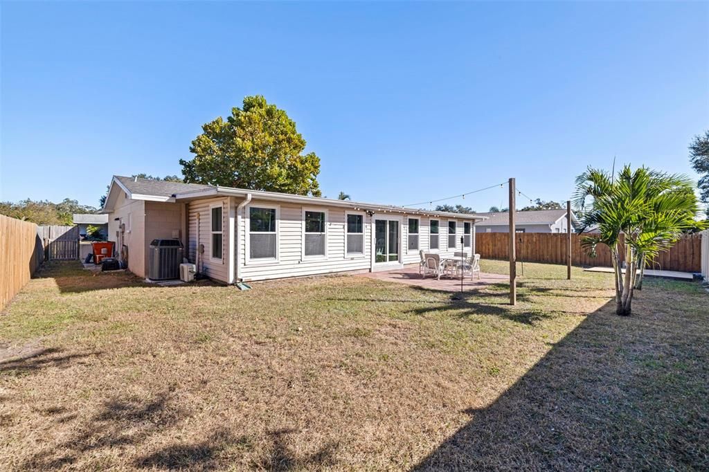 Active With Contract: $409,000 (4 beds, 2 baths, 1752 Square Feet)