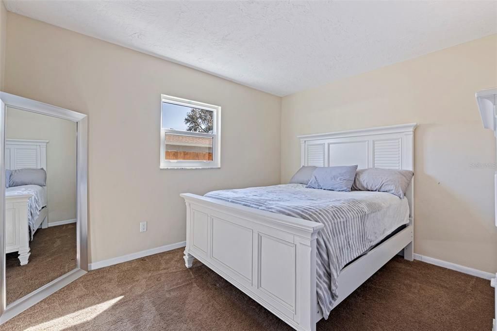 Active With Contract: $409,000 (4 beds, 2 baths, 1752 Square Feet)
