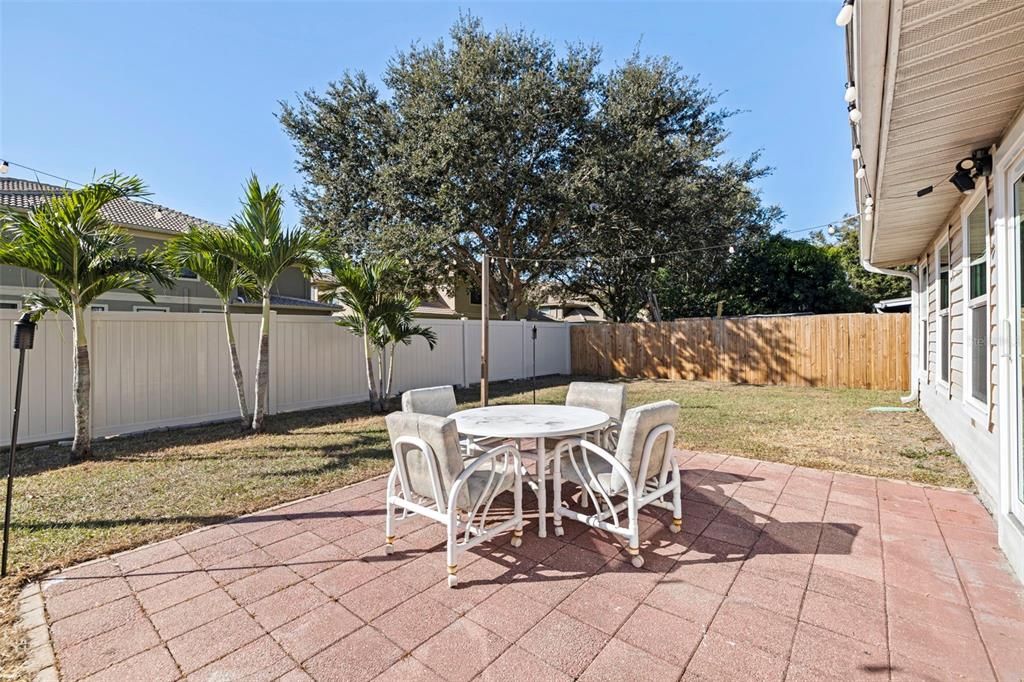 Active With Contract: $409,000 (4 beds, 2 baths, 1752 Square Feet)