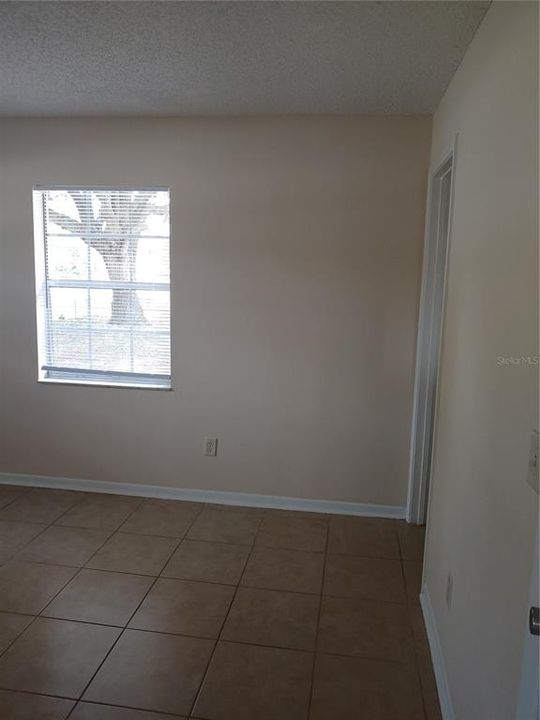 For Rent: $1,675 (2 beds, 1 baths, 920 Square Feet)