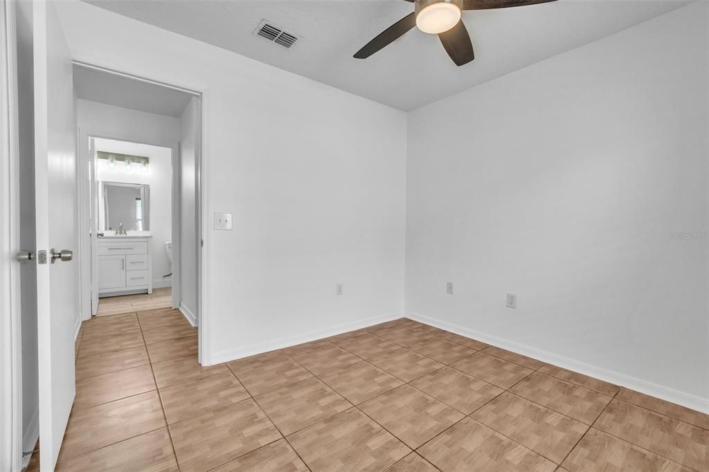 Active With Contract: $330,000 (3 beds, 2 baths, 1176 Square Feet)