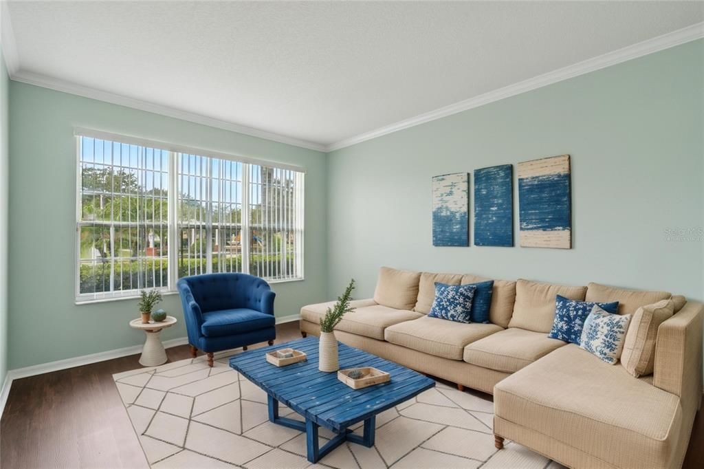 En Venta: $628,000 (5 camas, 4 baños, 3439 Pies cuadrados)