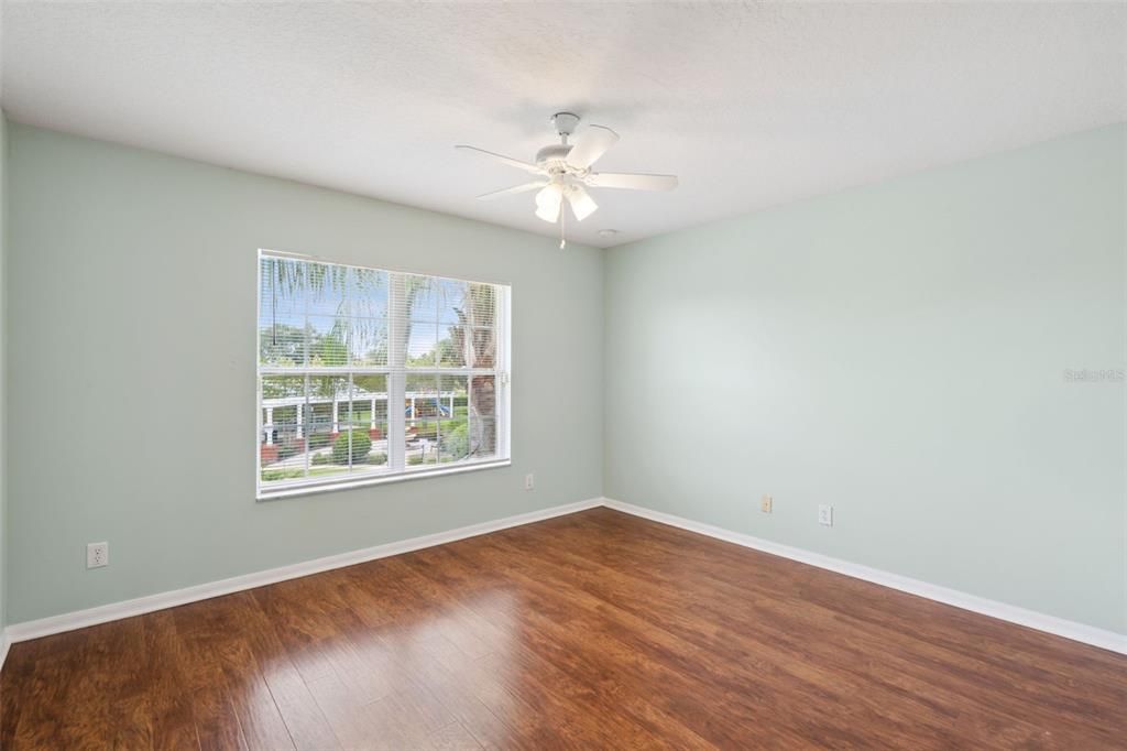 En Venta: $628,000 (5 camas, 4 baños, 3439 Pies cuadrados)