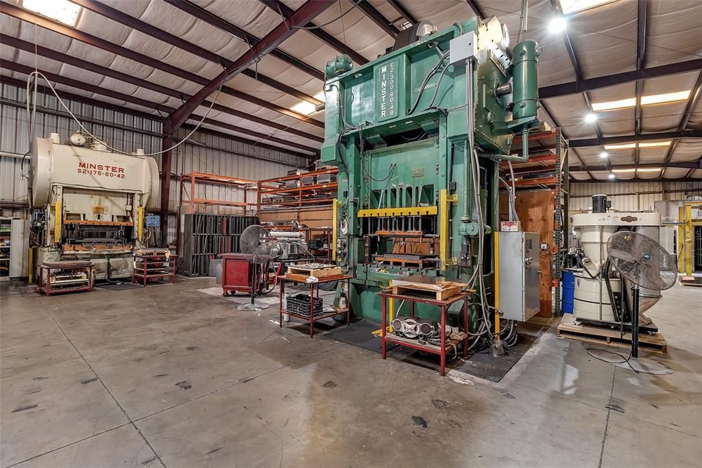 待售: $1,650,000 (0 贝兹, 0 浴室, 9750 平方英尺)