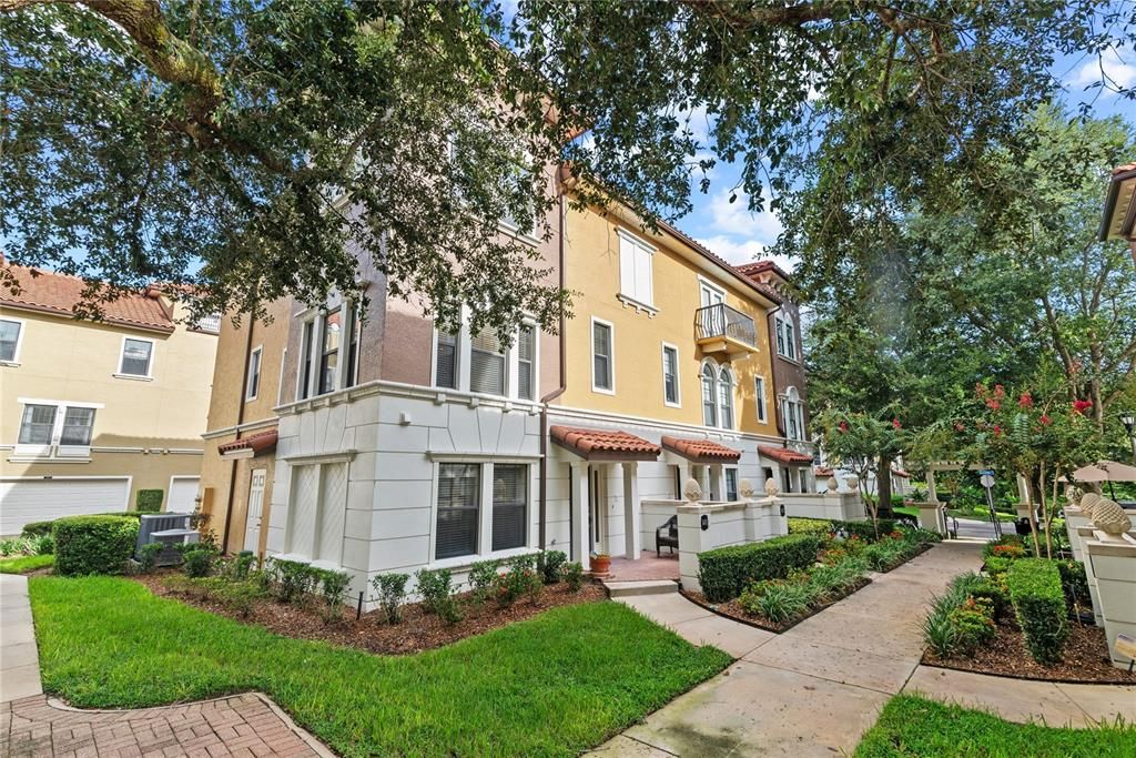 Под контрактом: $379,900 (4 спален, 3 ванн, 2132 Квадратных фут)