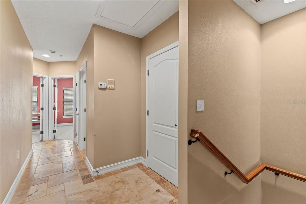 Под контрактом: $379,900 (4 спален, 3 ванн, 2132 Квадратных фут)