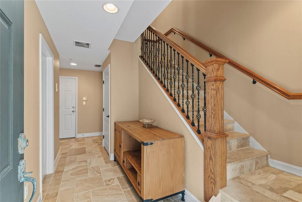 Под контрактом: $379,900 (4 спален, 3 ванн, 2132 Квадратных фут)