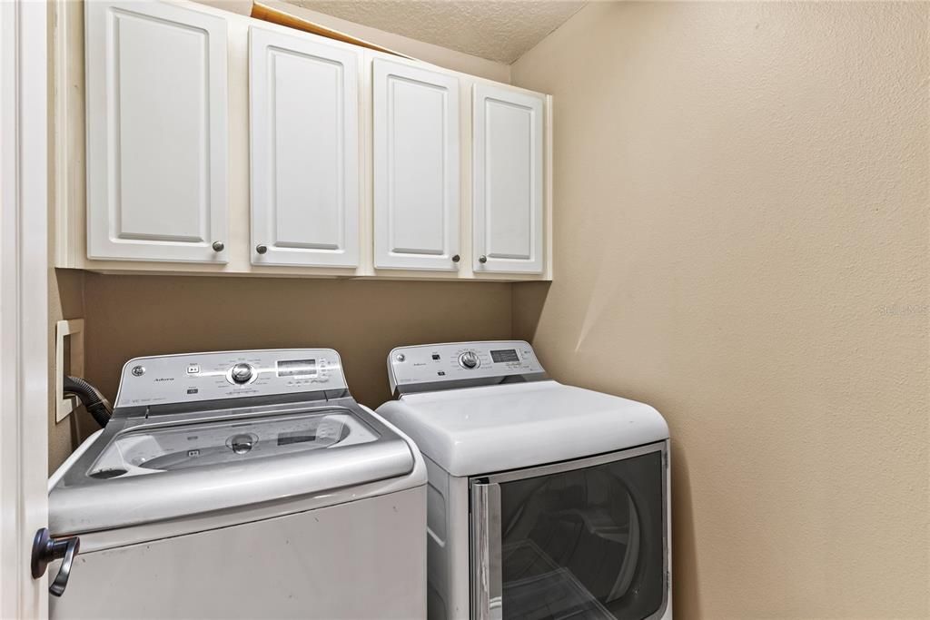 Под контрактом: $379,900 (4 спален, 3 ванн, 2132 Квадратных фут)