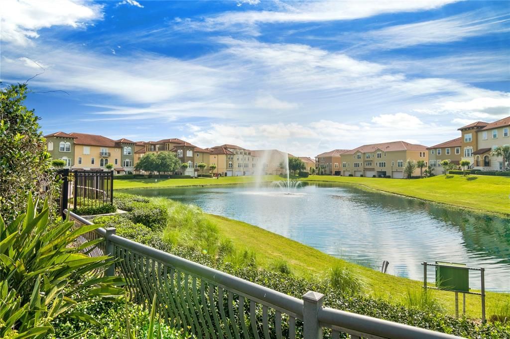 Под контрактом: $379,900 (4 спален, 3 ванн, 2132 Квадратных фут)