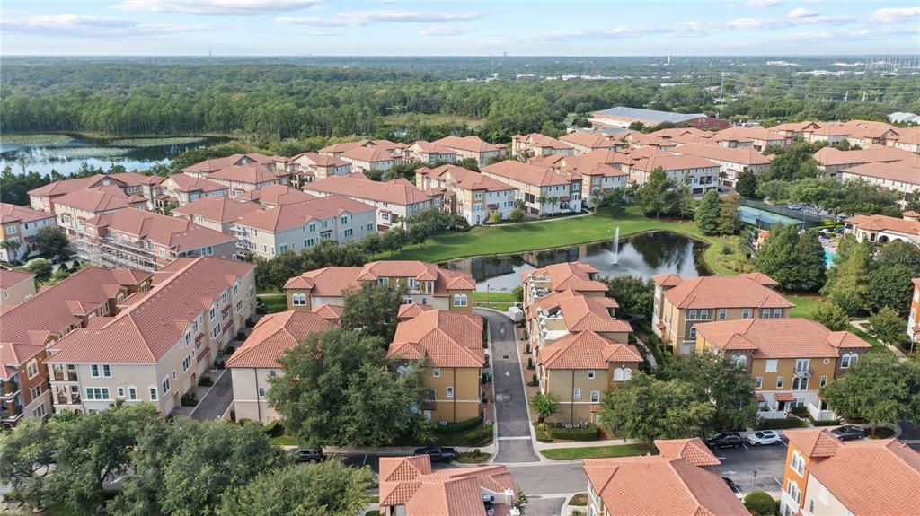 Под контрактом: $379,900 (4 спален, 3 ванн, 2132 Квадратных фут)