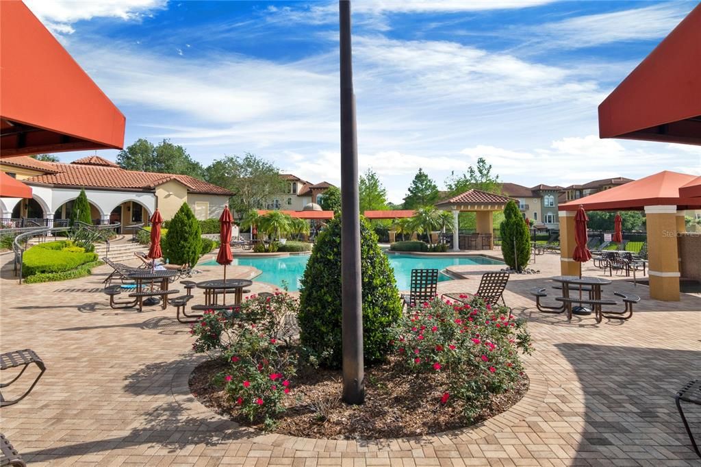 Под контрактом: $379,900 (4 спален, 3 ванн, 2132 Квадратных фут)