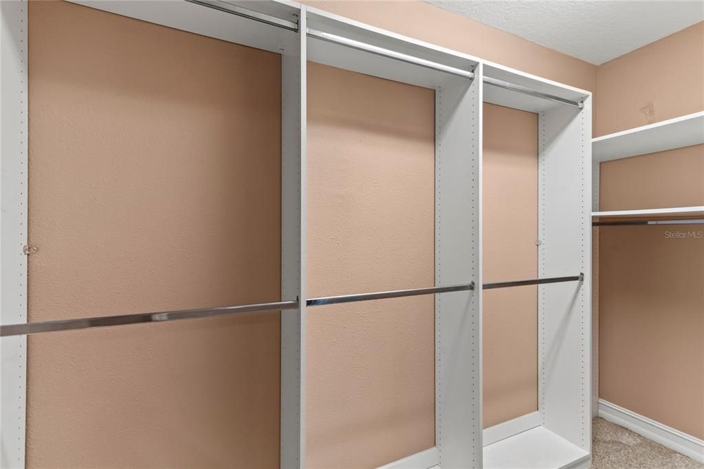 Под контрактом: $379,900 (4 спален, 3 ванн, 2132 Квадратных фут)