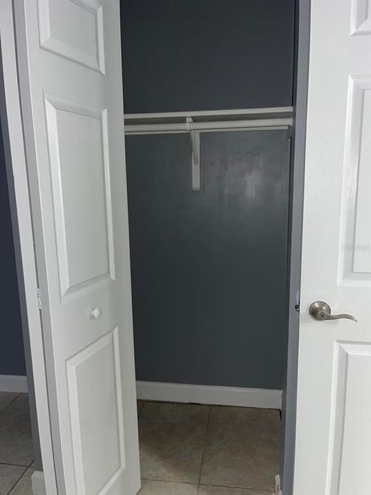 Под контрактом: $1,250 (1 спален, 1 ванн, 758 Квадратных фут)