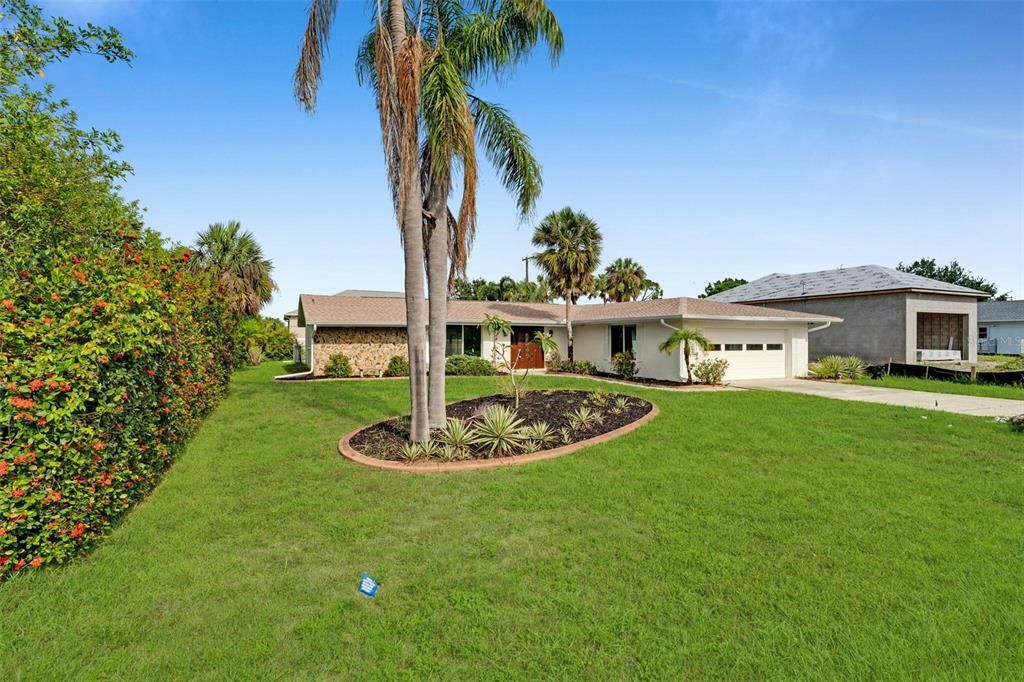 Activo con contrato: $275,000 (3 camas, 2 baños, 1547 Pies cuadrados)