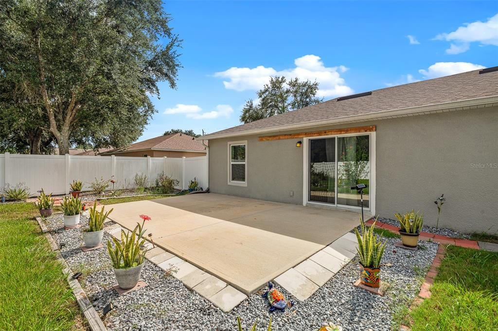 Activo con contrato: $274,900 (3 camas, 2 baños, 1285 Pies cuadrados)