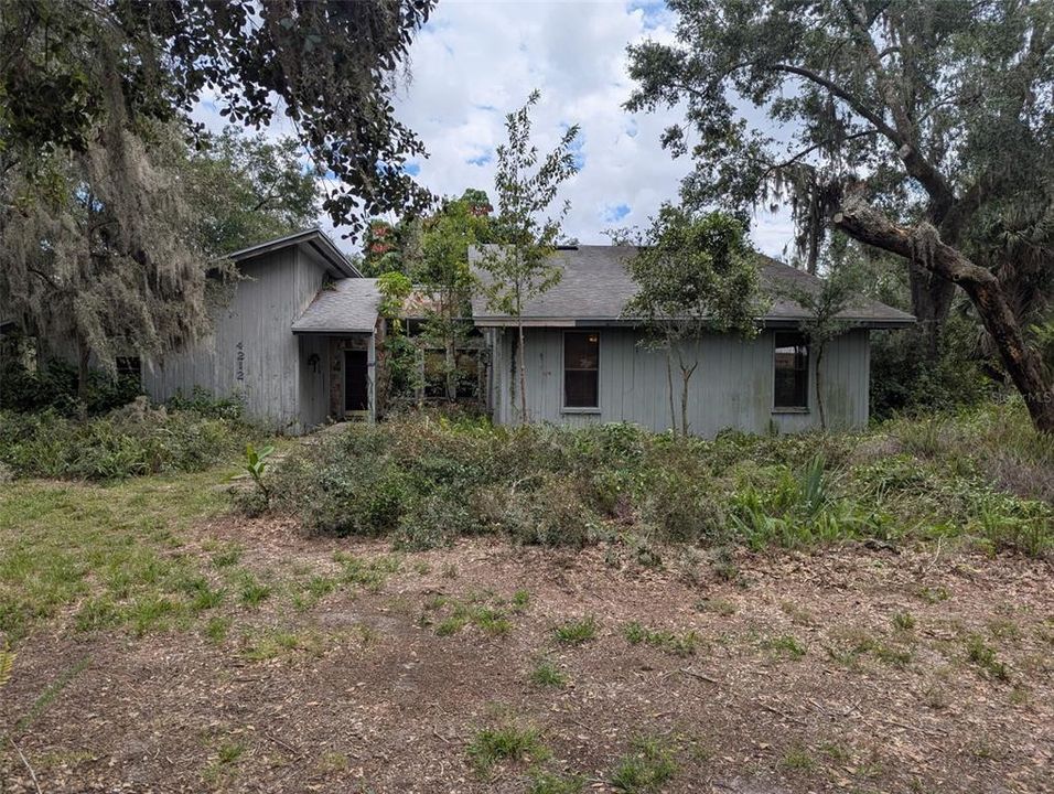 Под контрактом: $435,000 (3 спален, 3 ванн, 2428 Квадратных фут)